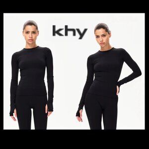 Khy Long Sleeve Thumb Whole Compressed Workout Top (Size S)